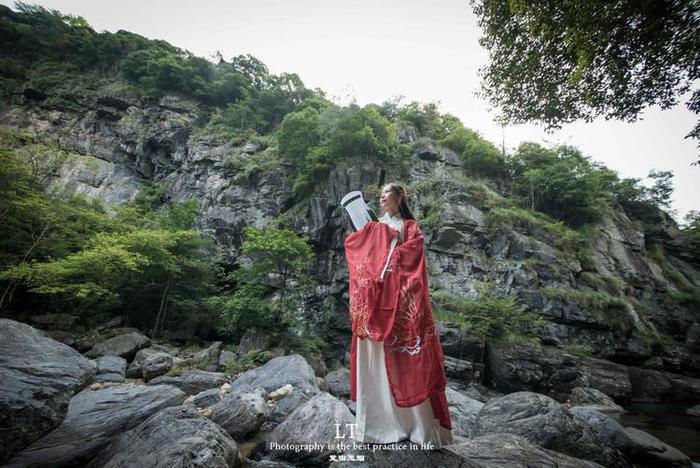 虎胆熊威2中文无敌版